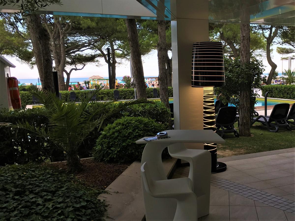 International Beach Hotel Lignano Sabbiadoro Exterior photo